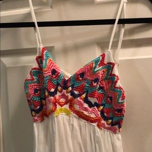 White sun dress (flowy)